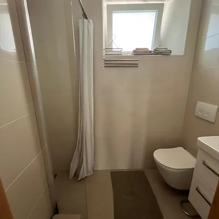 شقة Feliza