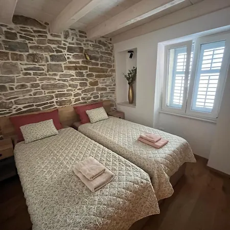 Feliza Apartman *